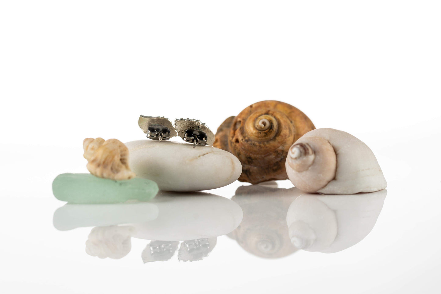 Seashell Stud Earrings - Love Beach Beads