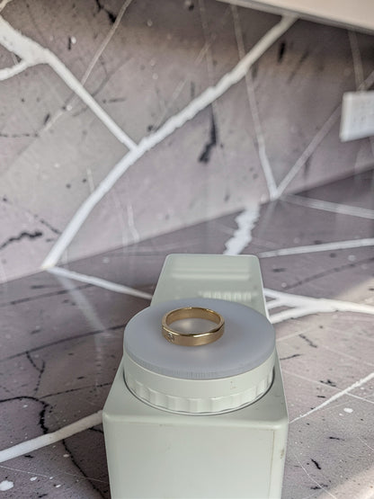 Gold And White Topaz Ring