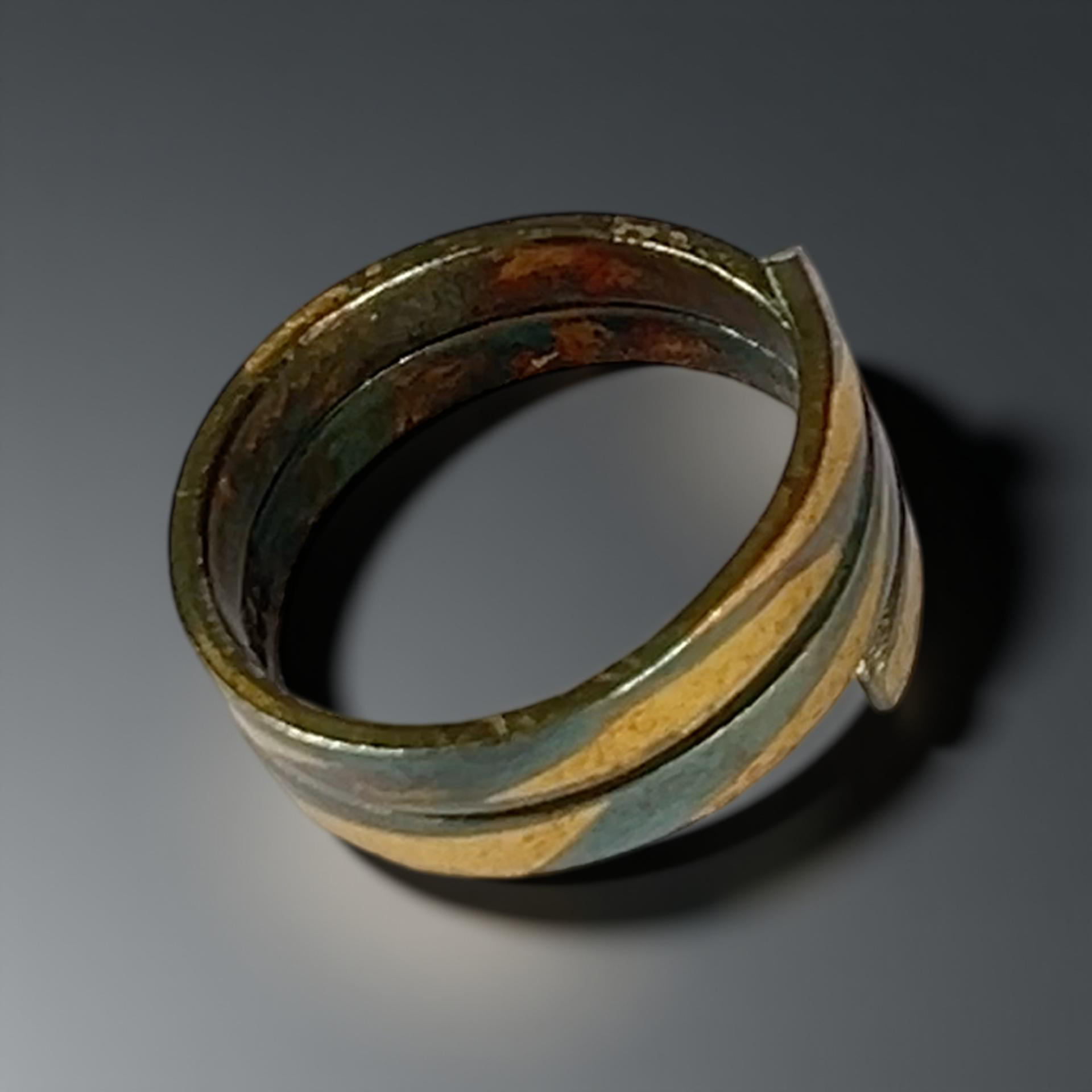 Keum Boo Oxidised Silver & Gold Wrap Ring - SilverLines z
Jewellery