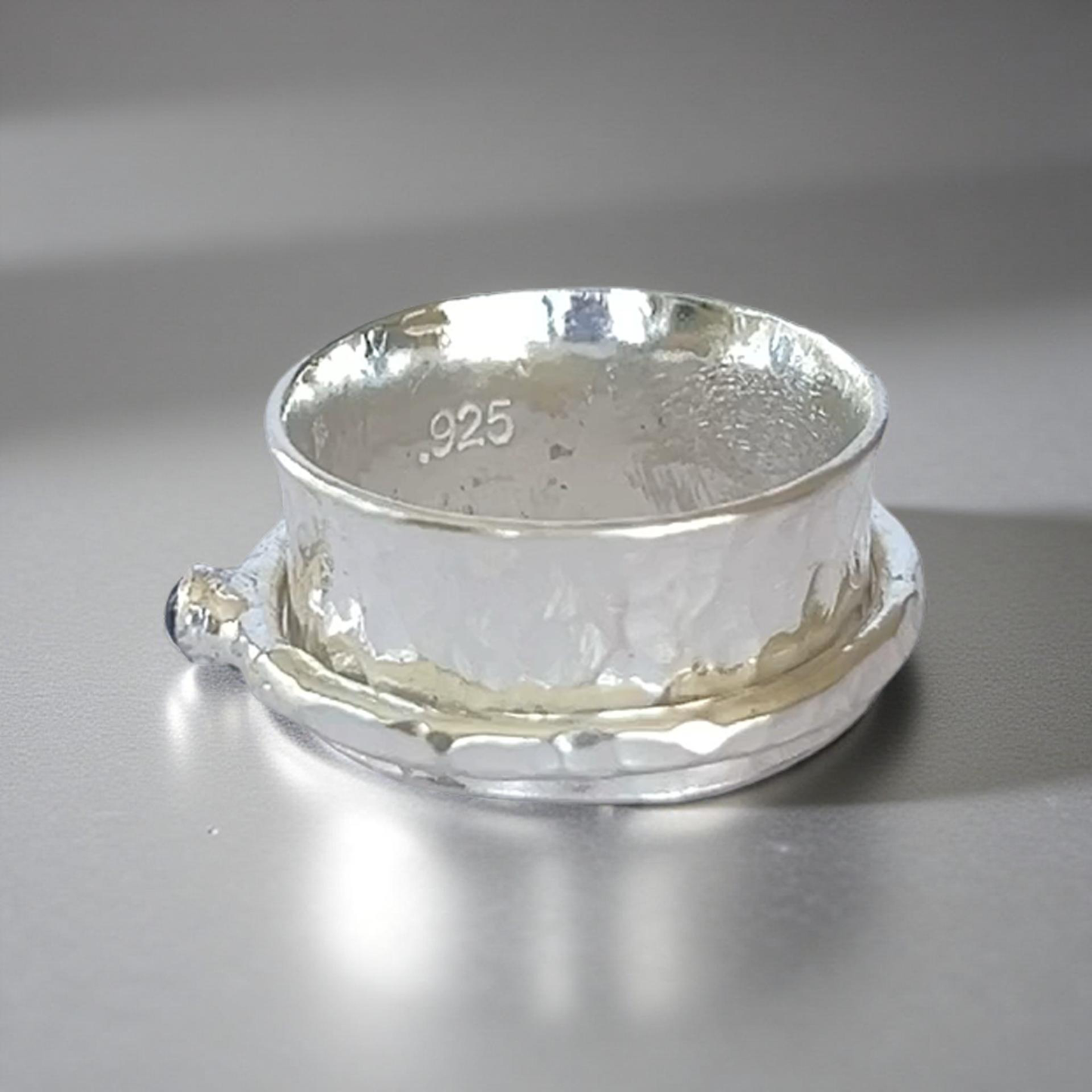 Sapphire Spinner Ring - SilverLines Jewellery