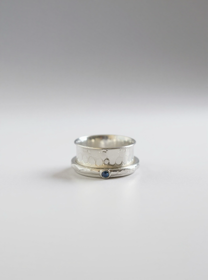 Sapphire Spinner Ring - SilverLines Jewellery