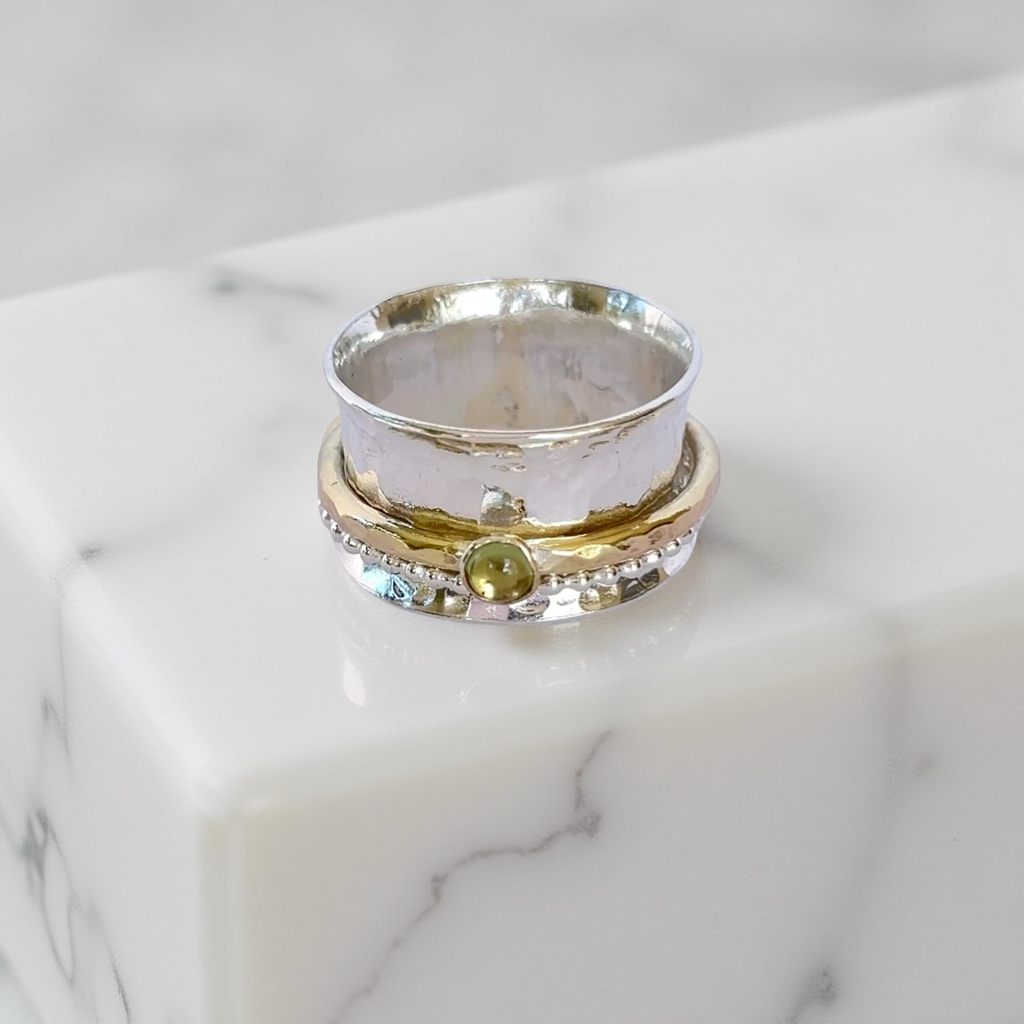 Silver Gold Spinner Ring With Peridot Gem - SilverLines Jewellery