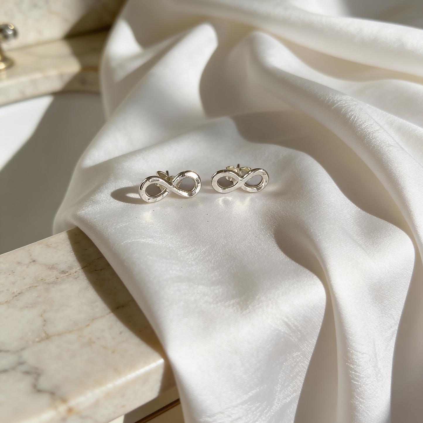 Eternal Knot Stud Earrings - Silver Lines Jewellery