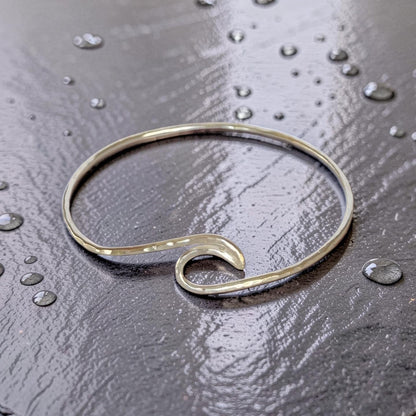 Coastal Wave Silver Bangle