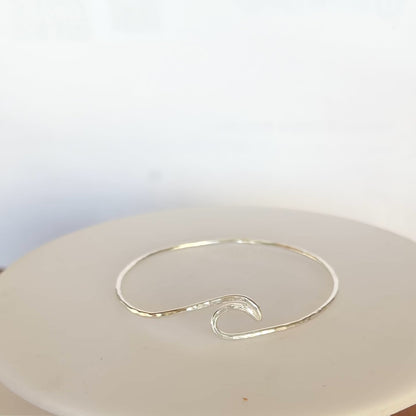 Coastal Wave Silver Bangle
