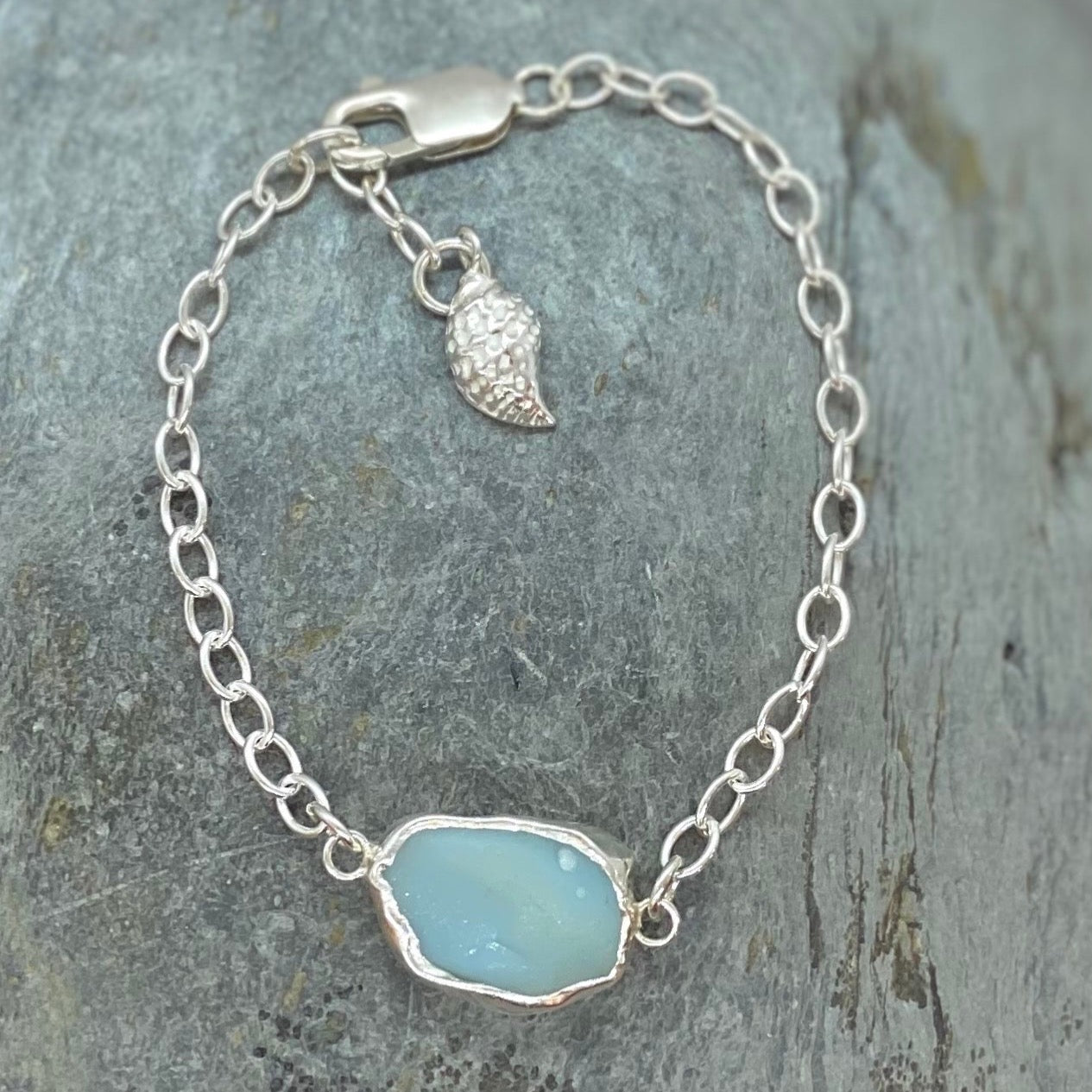 Sea Glass Bracelet Opaline - Love Beach Beads