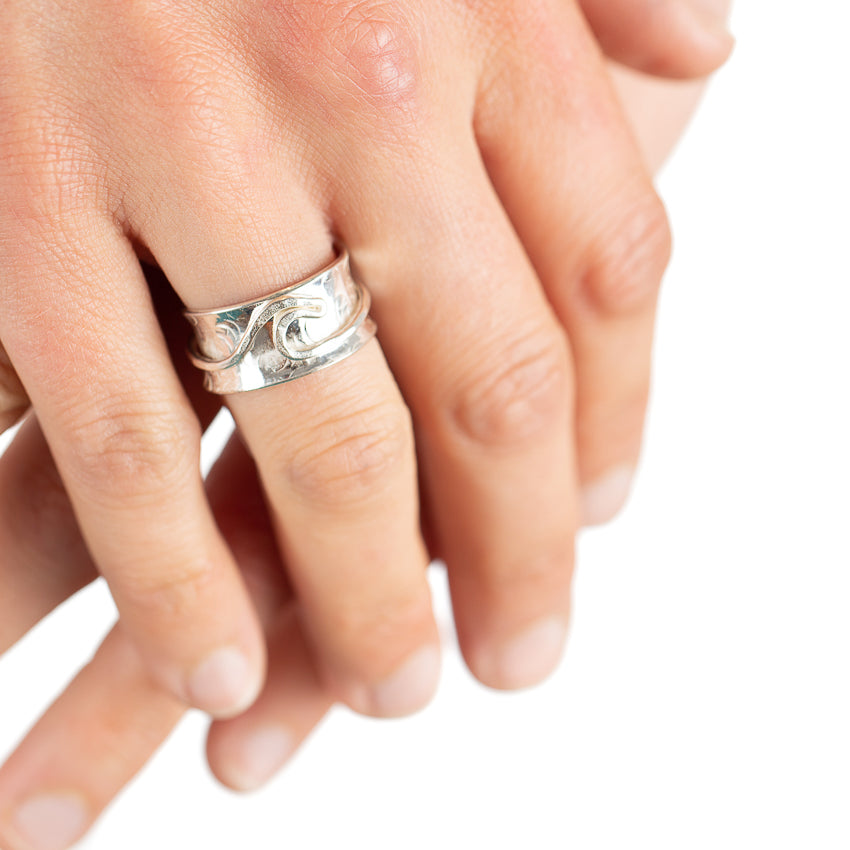 Wave Spinner Ring - SilverLines Jewellery