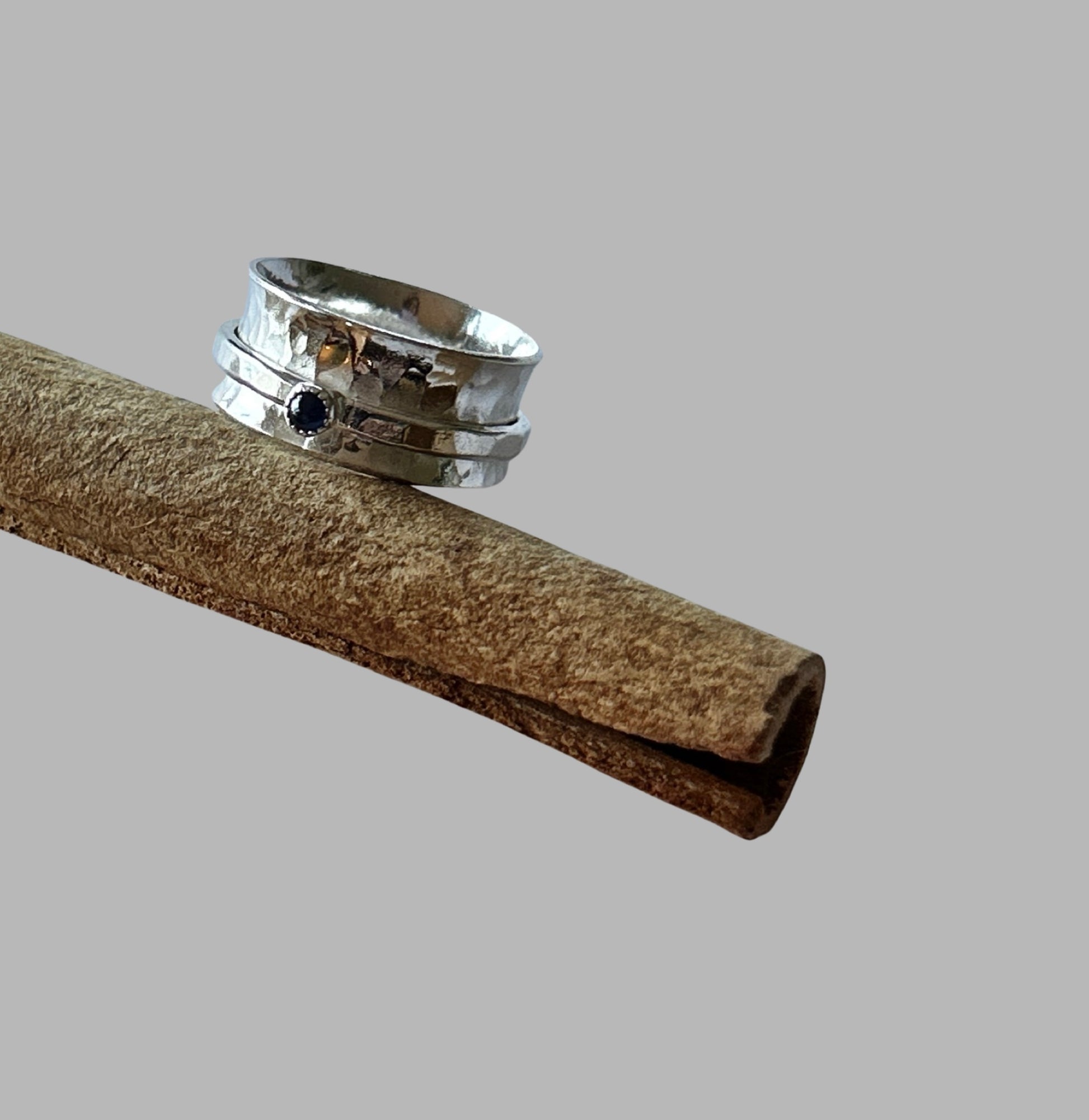 Sapphire Spinner Ring - Love Beach Beads